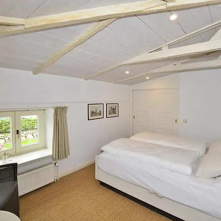 Bismarckstrasse 25a Tatil Evi *