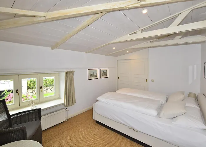 Bismarckstrasse 25a Vakantiehuis *