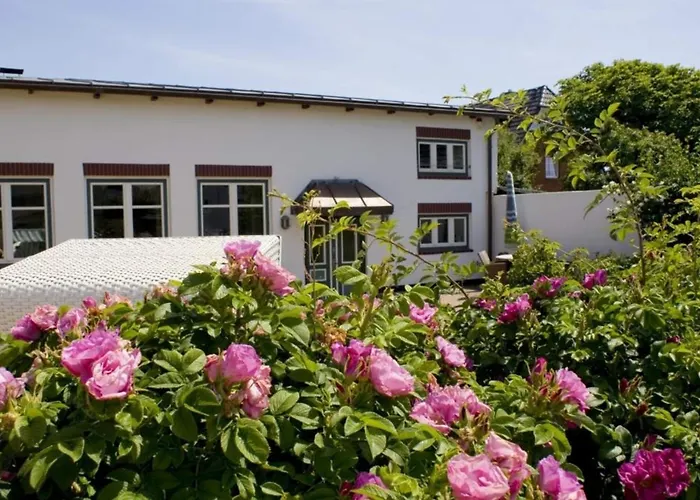 Bismarckstrasse 25a Vakantiehuis *